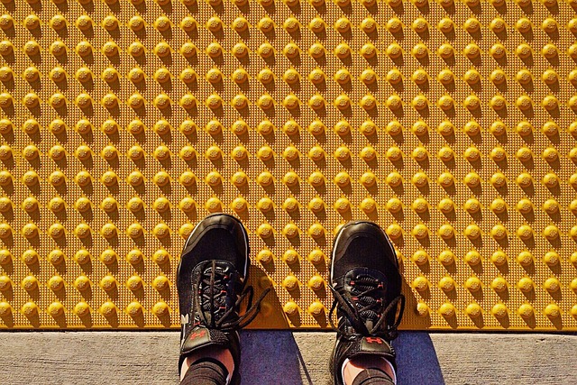 4 Reasons for Pressure Washing Retail Locations  1